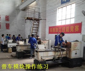 風能系實習工廠理實一體專業(yè)課程教學有序開展，夯實技能人才培養(yǎng)根基